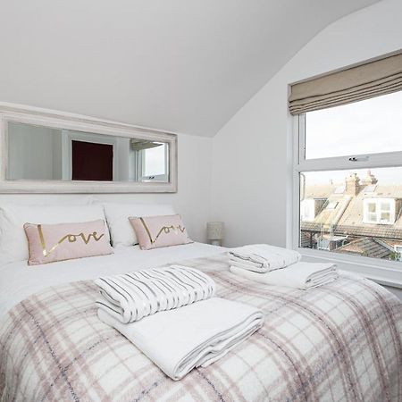 Luxury Granada Apartments - 1 & 2 Bed Flats W Free Parking Perfect For Contractors, Students Near The Beach Portsmouth Dış mekan fotoğraf