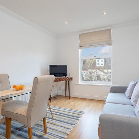Luxury Granada Apartments - 1 & 2 Bed Flats W Free Parking Perfect For Contractors, Students Near The Beach Portsmouth Dış mekan fotoğraf