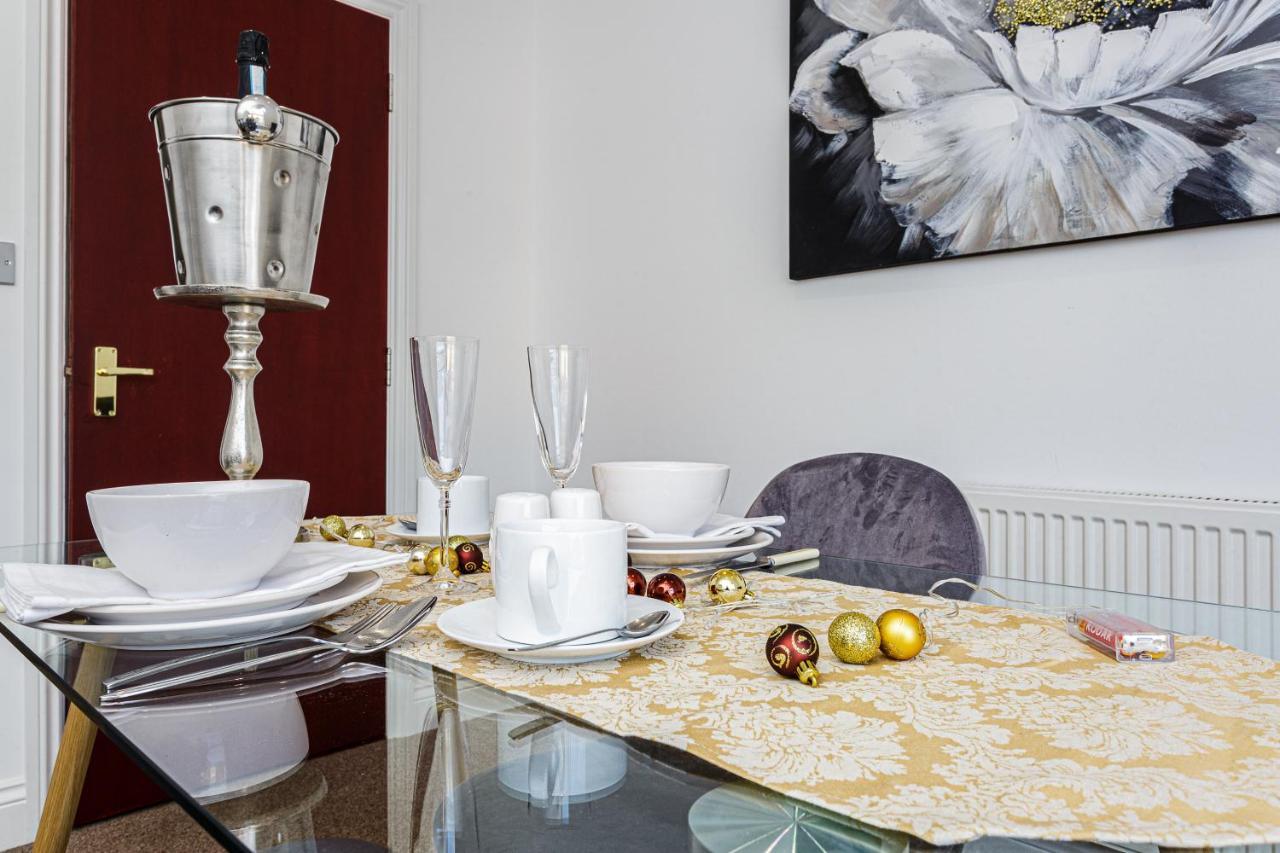 Luxury Granada Apartments - 1 & 2 Bed Flats W Free Parking Perfect For Contractors, Students Near The Beach Portsmouth Dış mekan fotoğraf