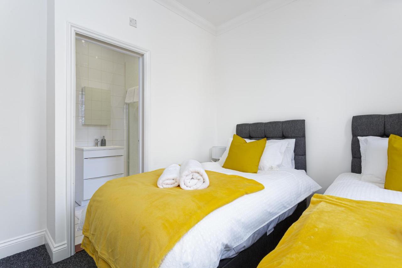 Luxury Granada Apartments - 1 & 2 Bed Flats W Free Parking Perfect For Contractors, Students Near The Beach Portsmouth Oda fotoğraf