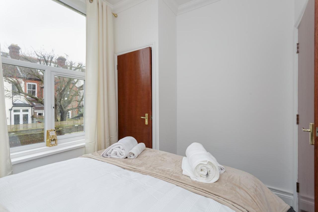 Luxury Granada Apartments - 1 & 2 Bed Flats W Free Parking Perfect For Contractors, Students Near The Beach Portsmouth Oda fotoğraf