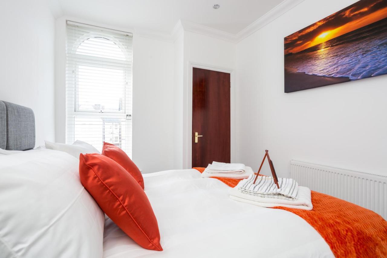 Luxury Granada Apartments - 1 & 2 Bed Flats W Free Parking Perfect For Contractors, Students Near The Beach Portsmouth Oda fotoğraf